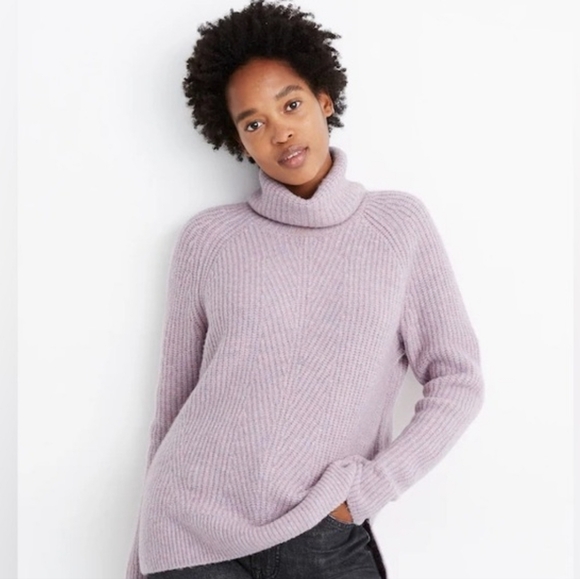 Madewell Lavender Turtleneck Sweater Size - M - Picture 2 of 7